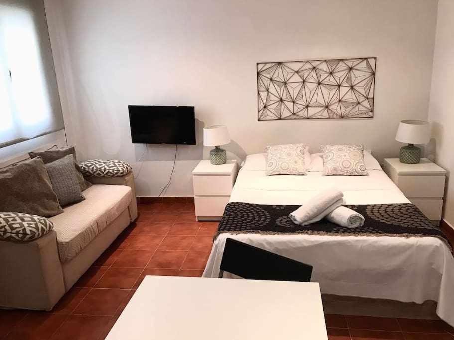 Una Encantadora Estadia En Madrid Apartment Exterior photo