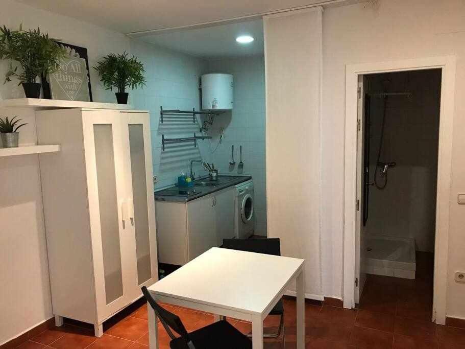 Una Encantadora Estadia En Madrid Apartment Exterior photo